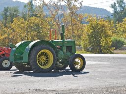 2008John-Deere-8